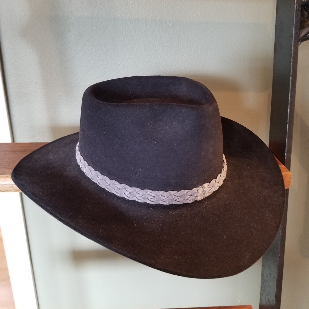 Akubra Pure Fur Felt 56 Cowboy Hat